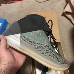 Nike Dunks Jordan 1 Yeezys Supreme