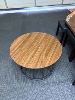 Round Wood Top Coffee Table with Metal Base