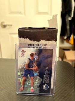 2026 Topps Signature Class Cooper Flagg "Round 1 Pick 1" Rookie Card #101 – Dallas Mavericks
