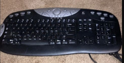 Logitech Elite Keyboard 