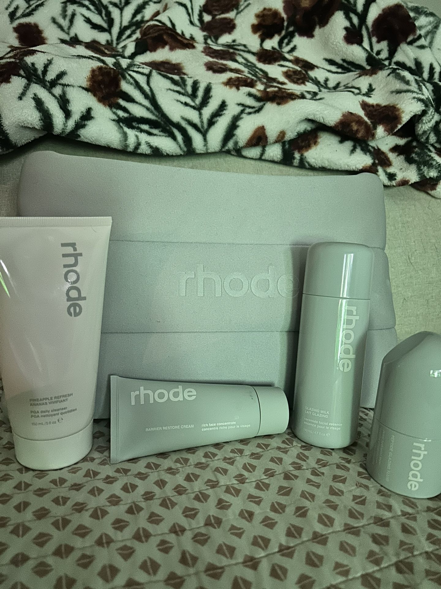 The Rhode set