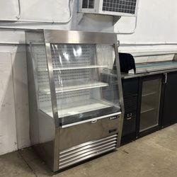 Open case refrigerator