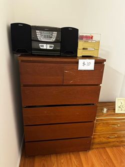Cabinet with 7 Drawers