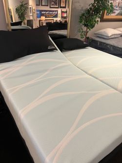 🔥Tempur luxe breeze soft split king mattress set $1500