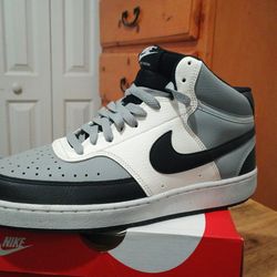 Brand New l! Nike Court Vision MID