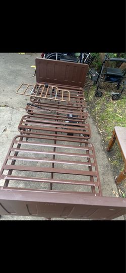 Electric bed frame
