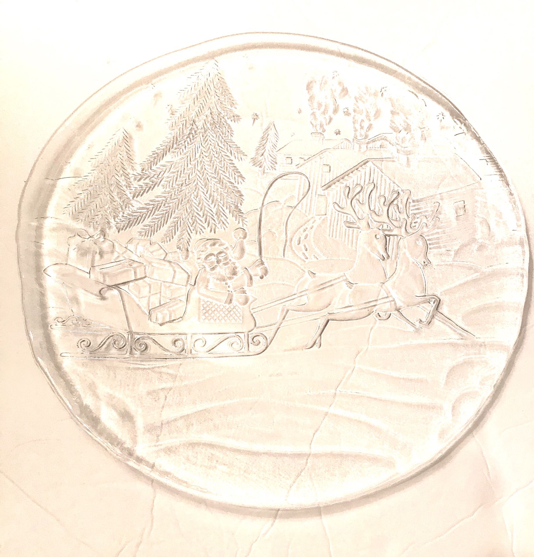 Holiday Santa Sleigh Reindeer Glass Crystal Embossed Serving Platter/Plate/Tray