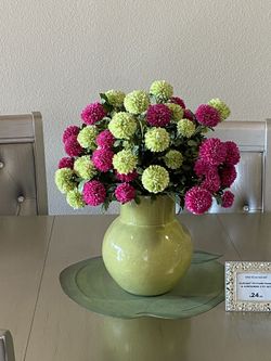 Beautiful Fake Flowers Floral Arrangement Center Piece Plants Planters Home Decor