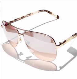 Kate spade sunglasses new with case