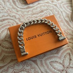 Bracelet Brand New 