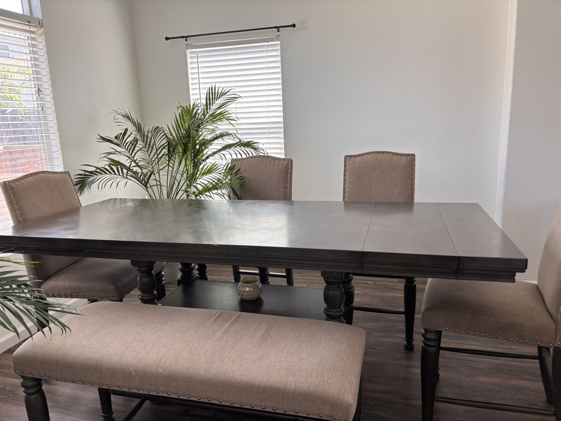Dinning Room Tables