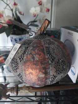 Gorgeous New, Metal pumpkin