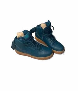 Nike Air Force 1 High '07 in Dark Turquoise with a classic Gum Sole