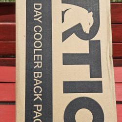 RTIC Day Cooler Backpack 