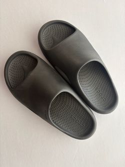 Crocs Mellow Recovery Slides Size M5/W7
