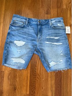 Guess Eco Wyatt Distressed Denim Shorts NWT size 36