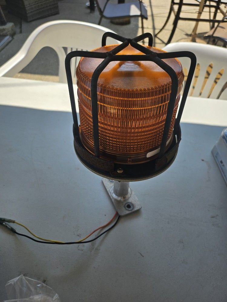 Beacon Amber Flashing Light For Vans