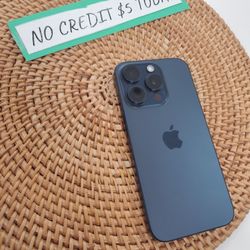 Apple iPhone 15 Pro (Unlocked) - Pre-Owned 