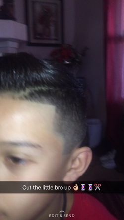 Hair cuts !! I work at home ! ! Tapers ,fades regular cuts lmk what you need ! 12$