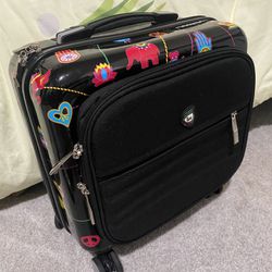 Suit Case ( Carry On)
