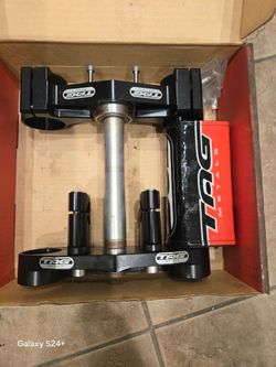 CR80 tripple clamp