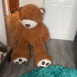 giant teddy bear