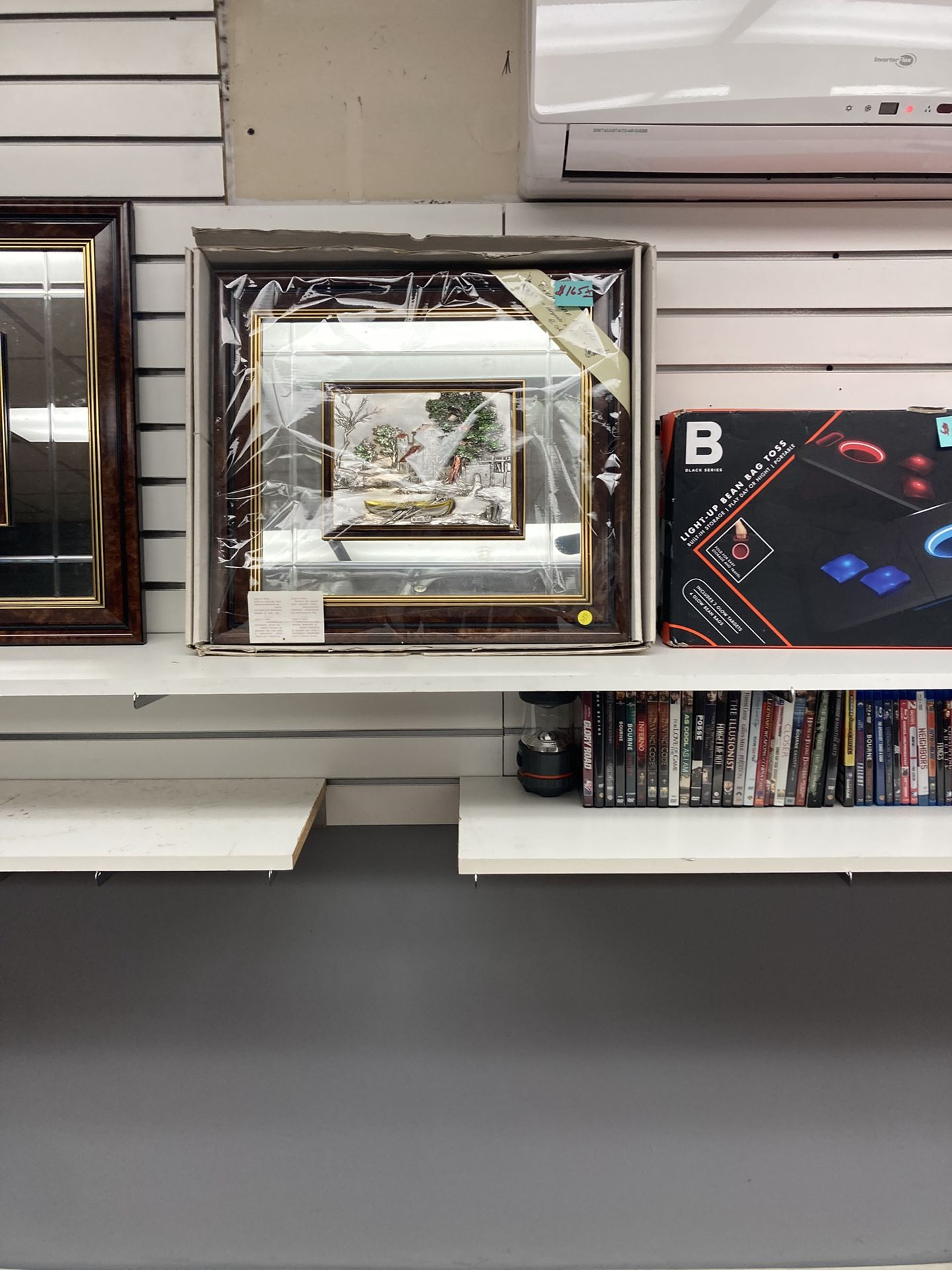 This mirror with a beautiful Spain, 925 silver 10 x 8 in the middle