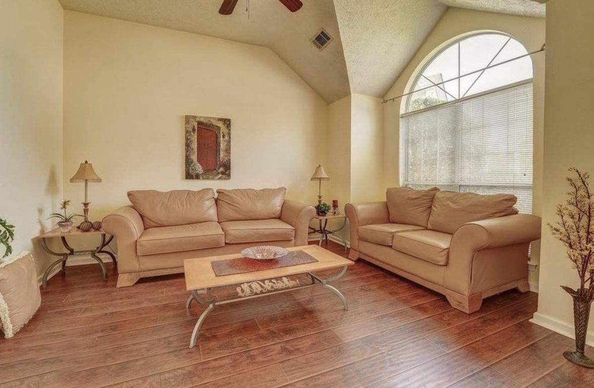 Sofa Set & Table