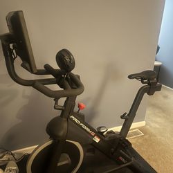 Proform Smart Power 10.0 Upright Exercise Bike w/ 10" HD Touch Screen