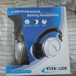 Headphones and Charging kit