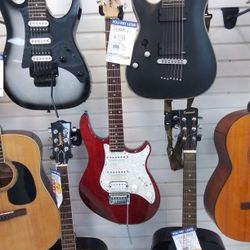 Peavy Electric Guitar