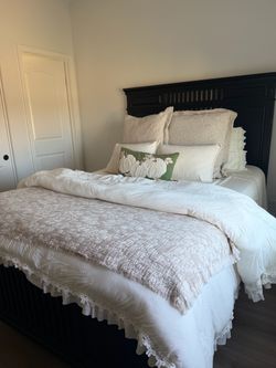 Queen bed