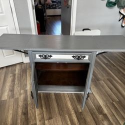 Buffet Serving/Entry table With Storage 