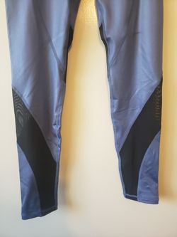 BCBG work out pants with inside pocket