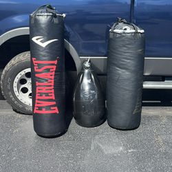 Punching Bag W/Stand & Boxing Gloves