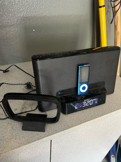 Sony iPad player, radio, clock, ICF-CS 15iP