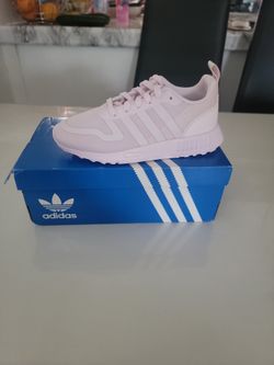 Shoes Adidas Size 1y