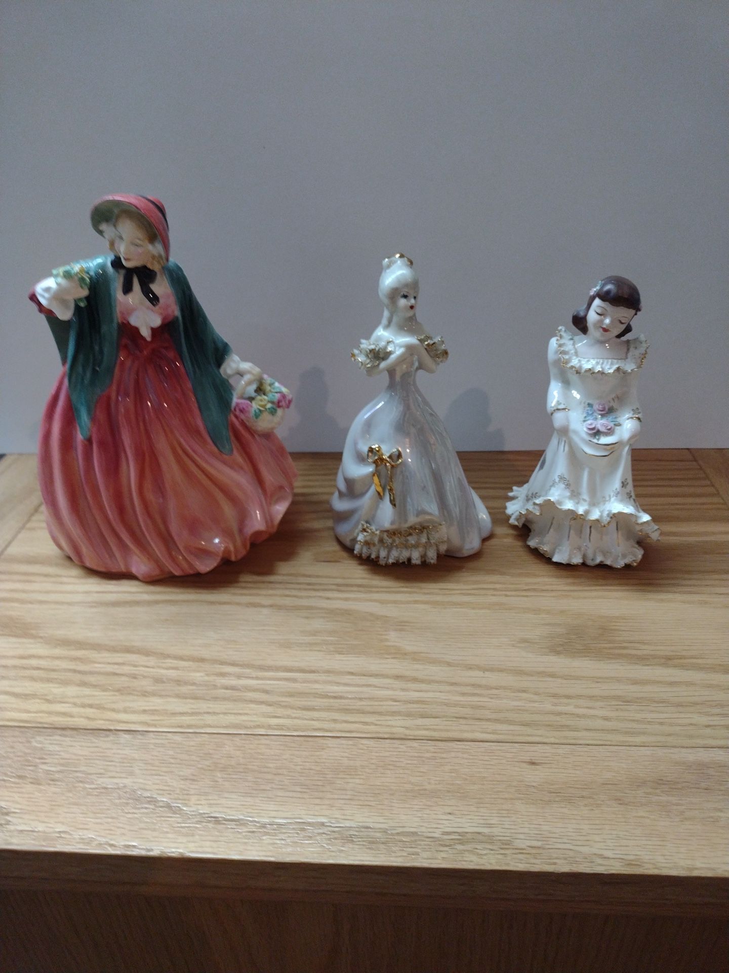 Royal Doulton statue + 2 more