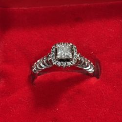14k White Gold Ring