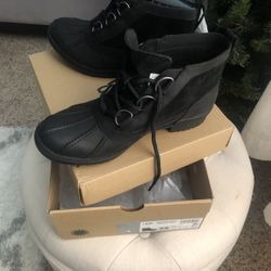 Ugg Women’s Boots Size 7.5 New Real