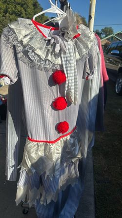 Costume