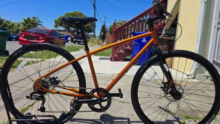 Pure Hybrid Bike Small Frame