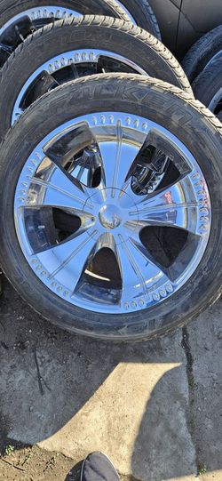 22 Inch 5x5 Chevy Rims