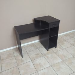 Small Computer Desk