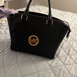 MK Purse