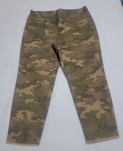 Camo Cargo Pants with Raw Hem