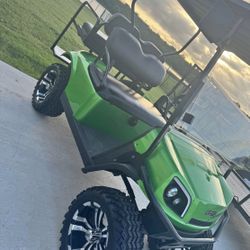 2023 EzGo 48v 4 seat golf cart
