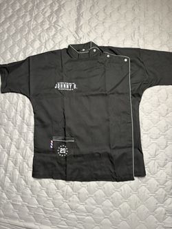 Johnny B Barber Smock 