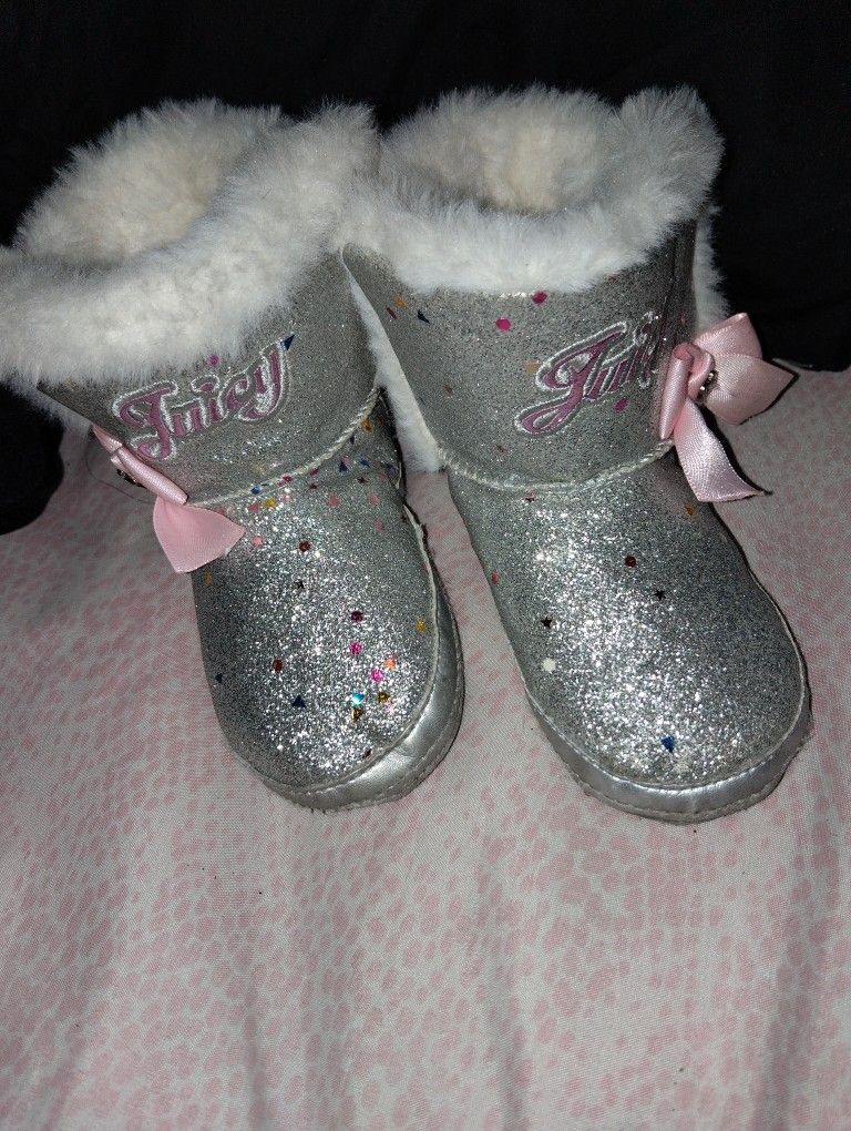 Juicy Couture Winter Boots Size 4