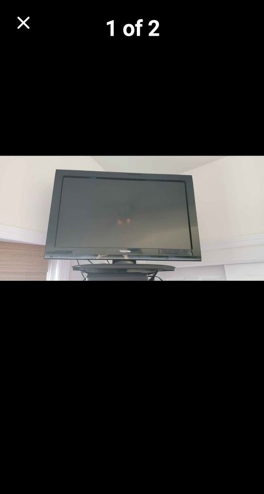 Toshiba 32 Inch Flat screen TV